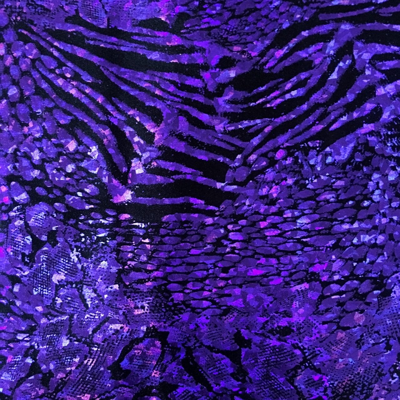 Wildlife Hologram – Purple/Black
